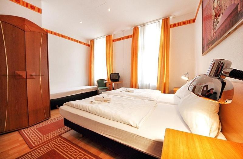 City Hotel Storch Кёльн Номер фото