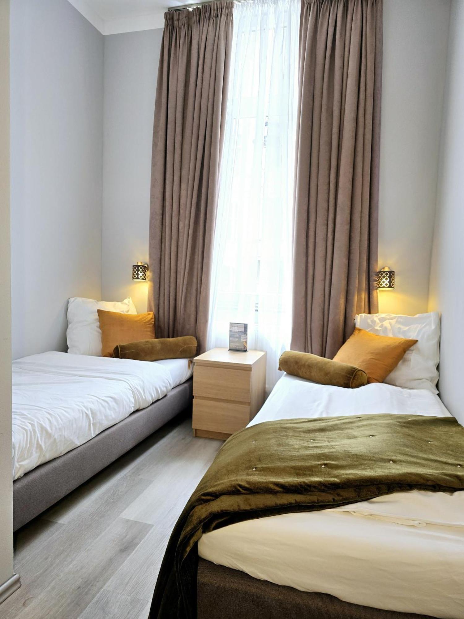 City Hotel Storch Кёльн Экстерьер фото