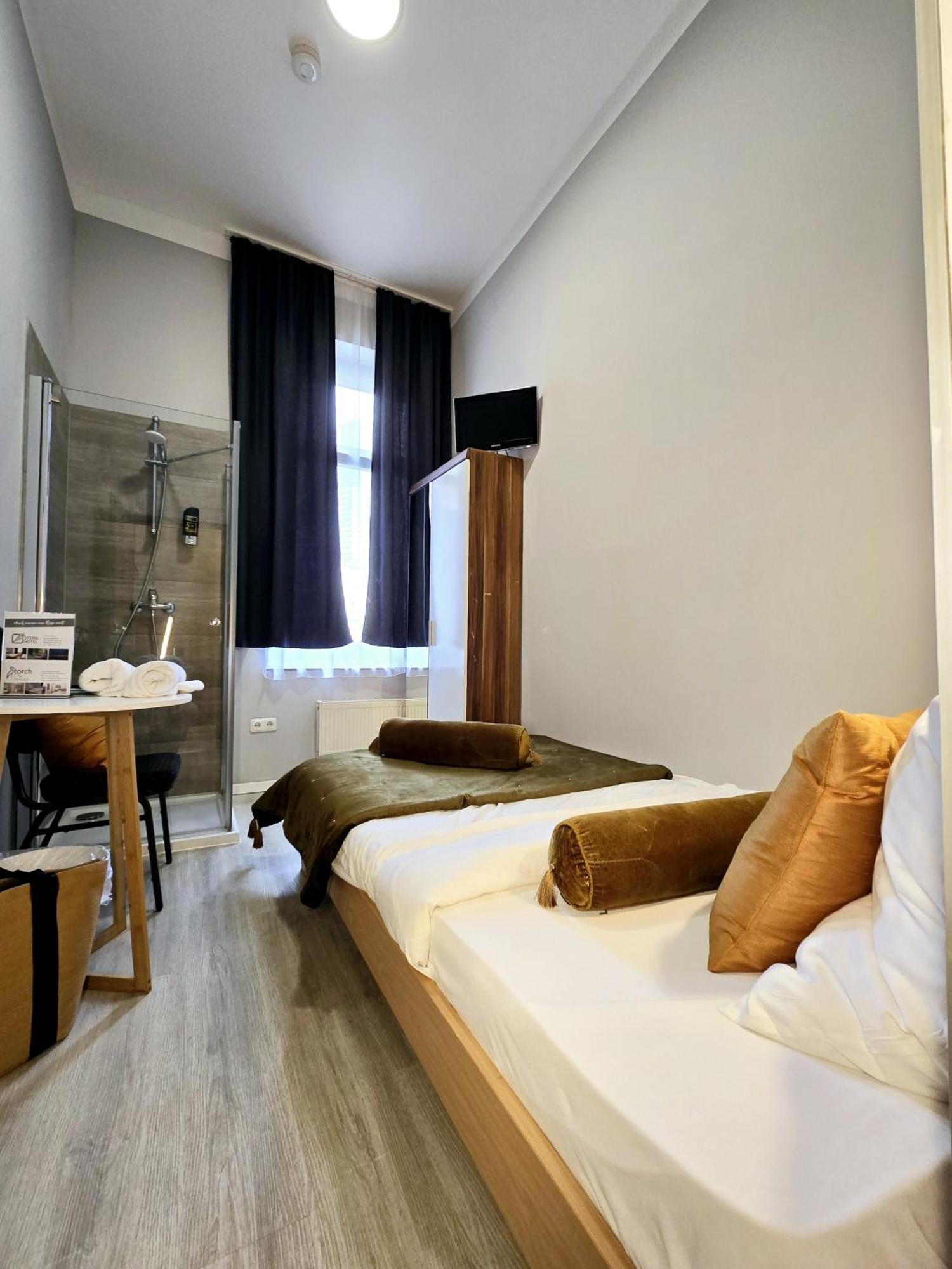 City Hotel Storch Кёльн Экстерьер фото
