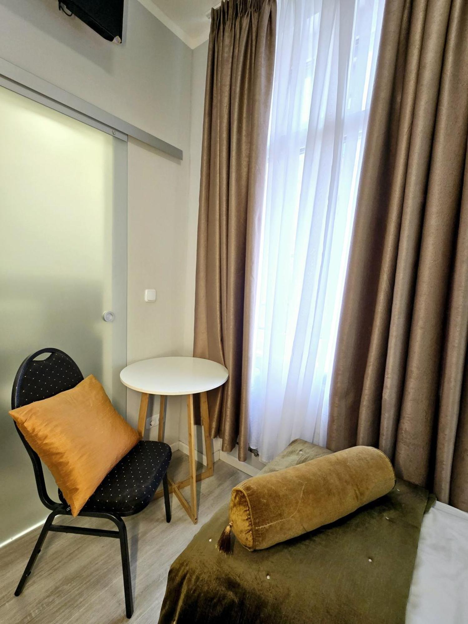 City Hotel Storch Кёльн Экстерьер фото