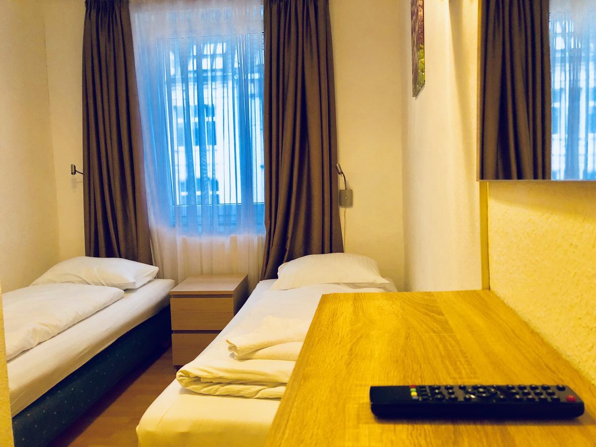 City Hotel Storch Кёльн Экстерьер фото