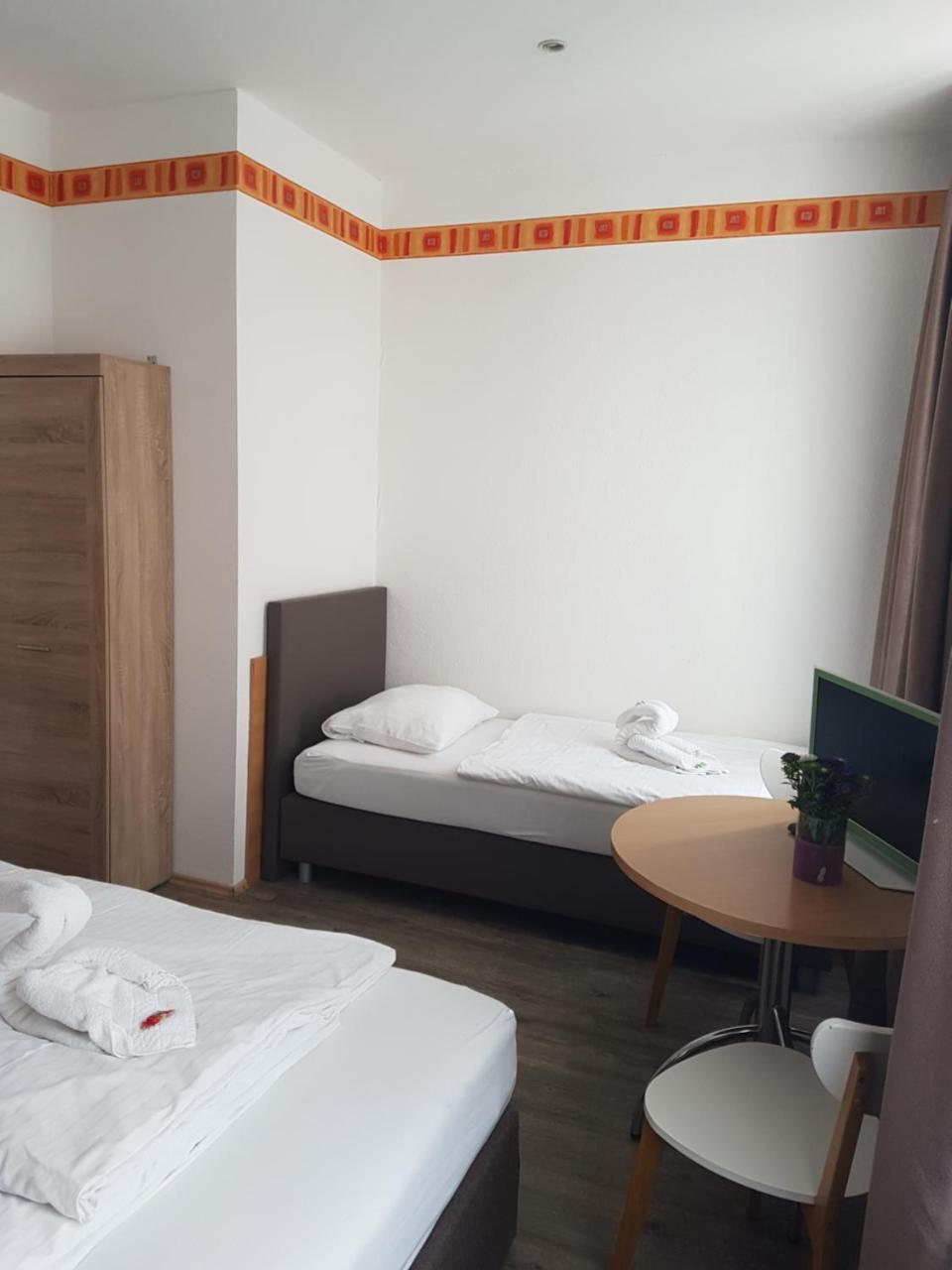 City Hotel Storch Кёльн Экстерьер фото